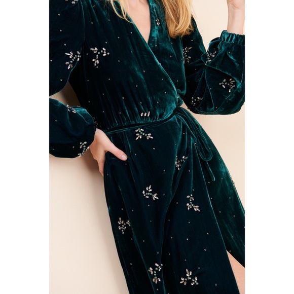 Divine Heritage Crystal Velvet Wrap Sequin Gown - Picture 3 of 9